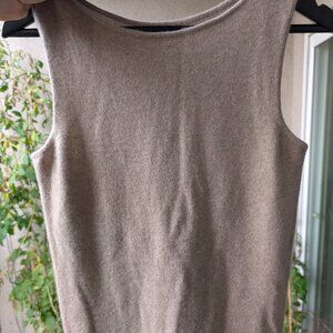 Ellen Tracy 100% cashmere sleeveless sweater vest